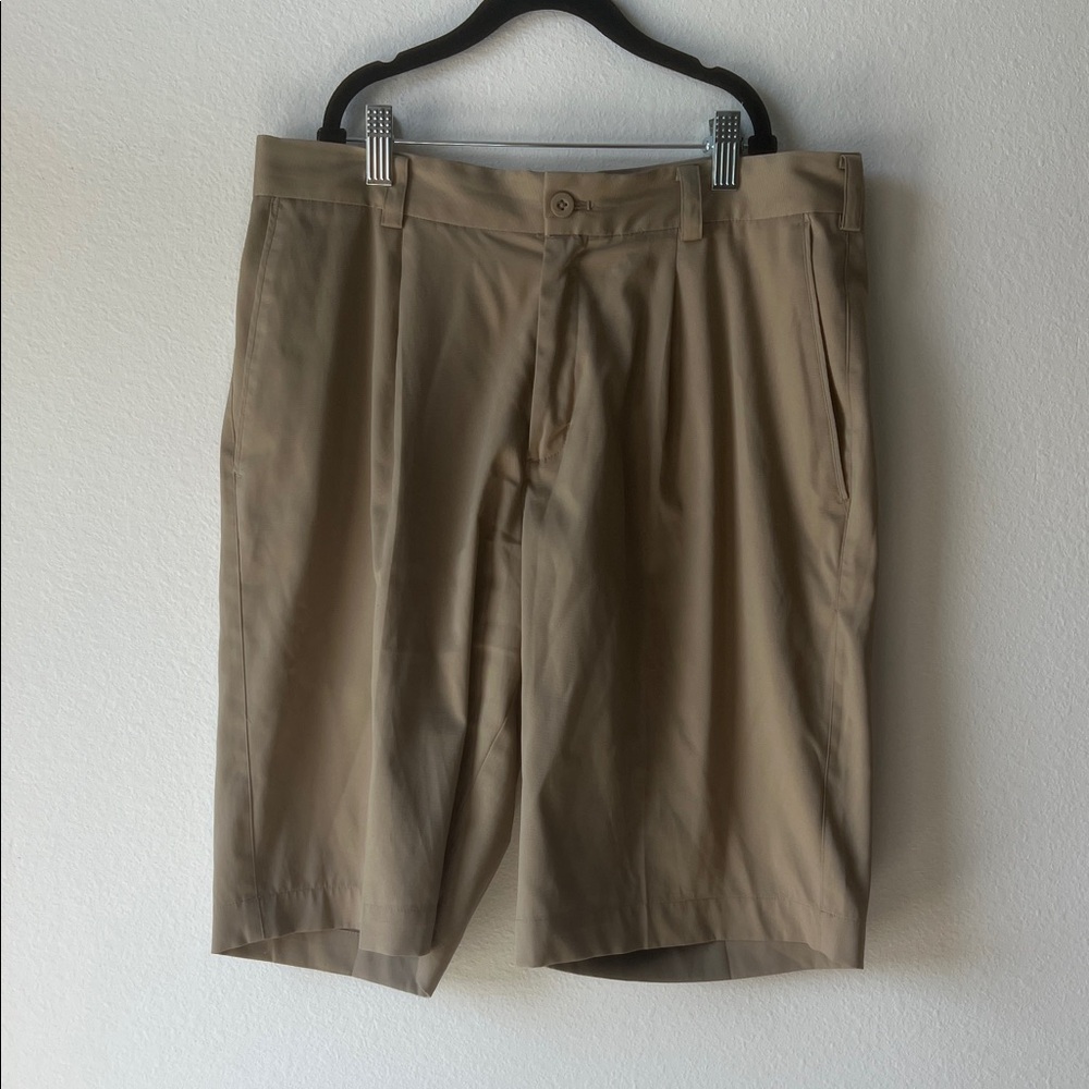 Nike Men's Tan Golf Shorts
